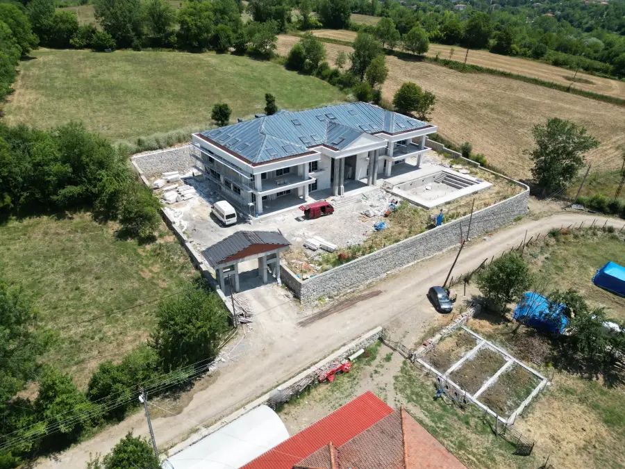 Yeğenli Villa