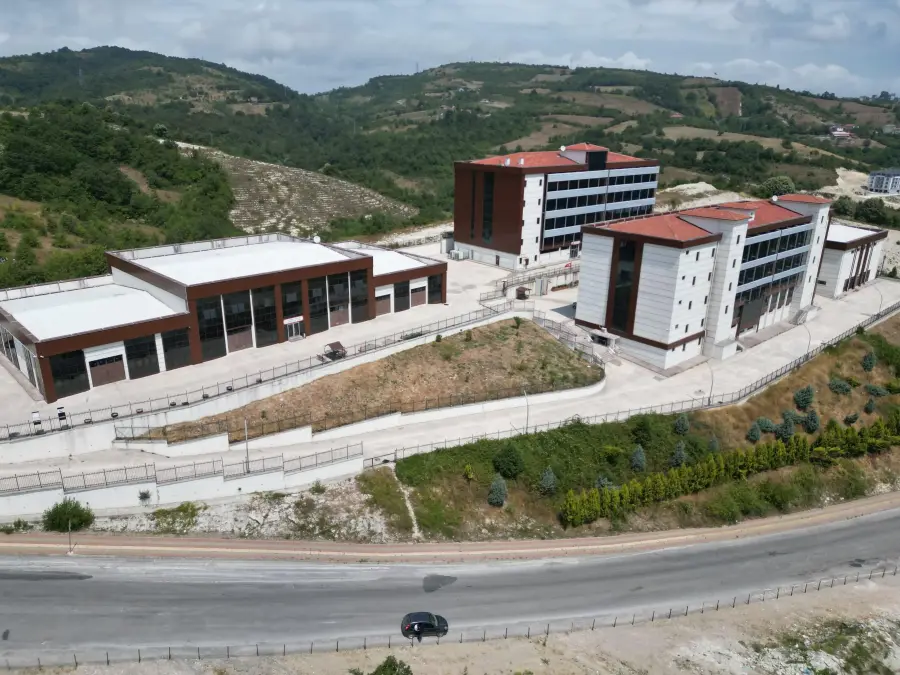 Fuat Sezgin Mesleki ve Teknik Anadolu Lisesi — görsel 1