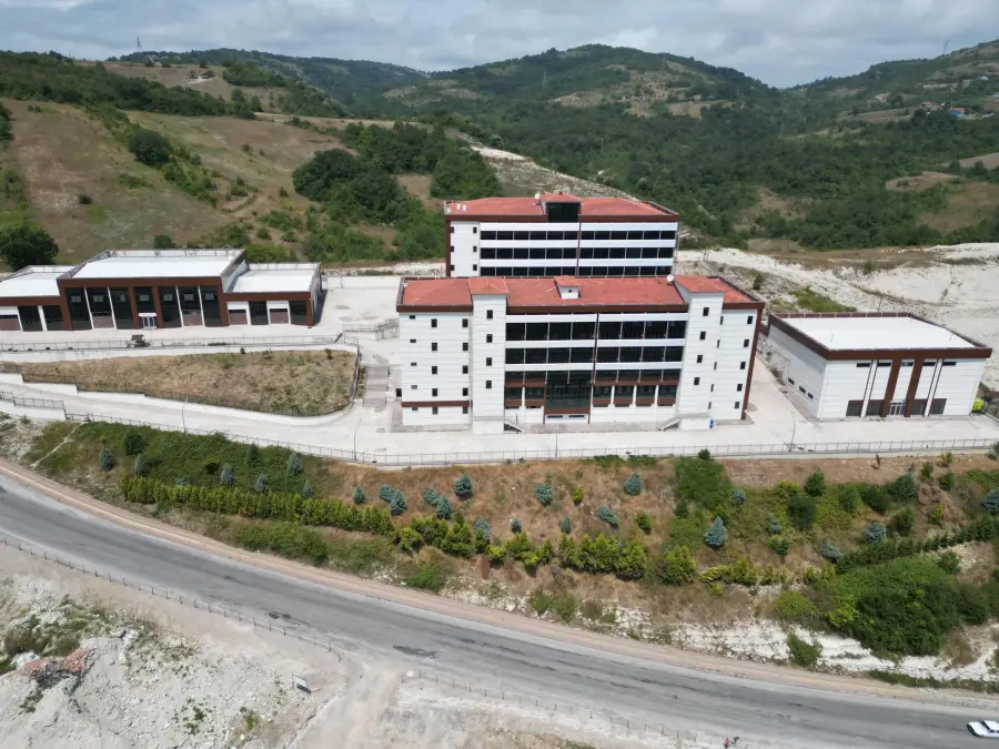 Fuat Sezgin Mesleki ve Teknik Anadolu Lisesi — görsel 2