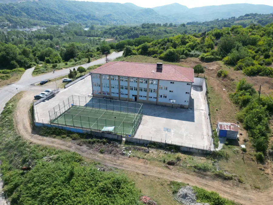 Kocareis İmamt Hatip Ortaokulu — görsel 1